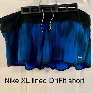 Nike short